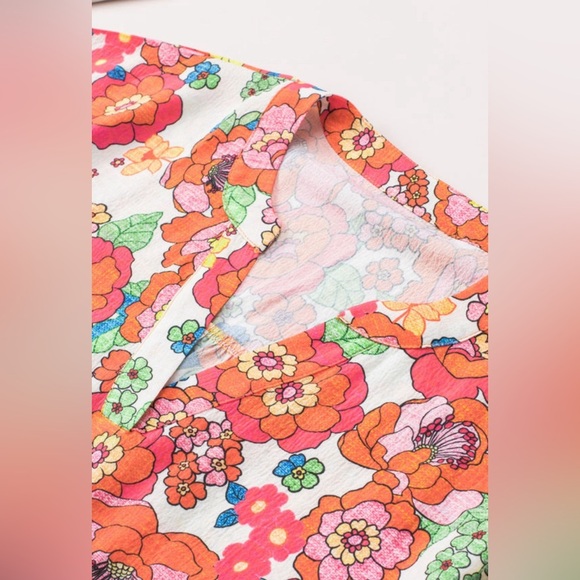 Floral Split Neck Top - Picture 4 of 7